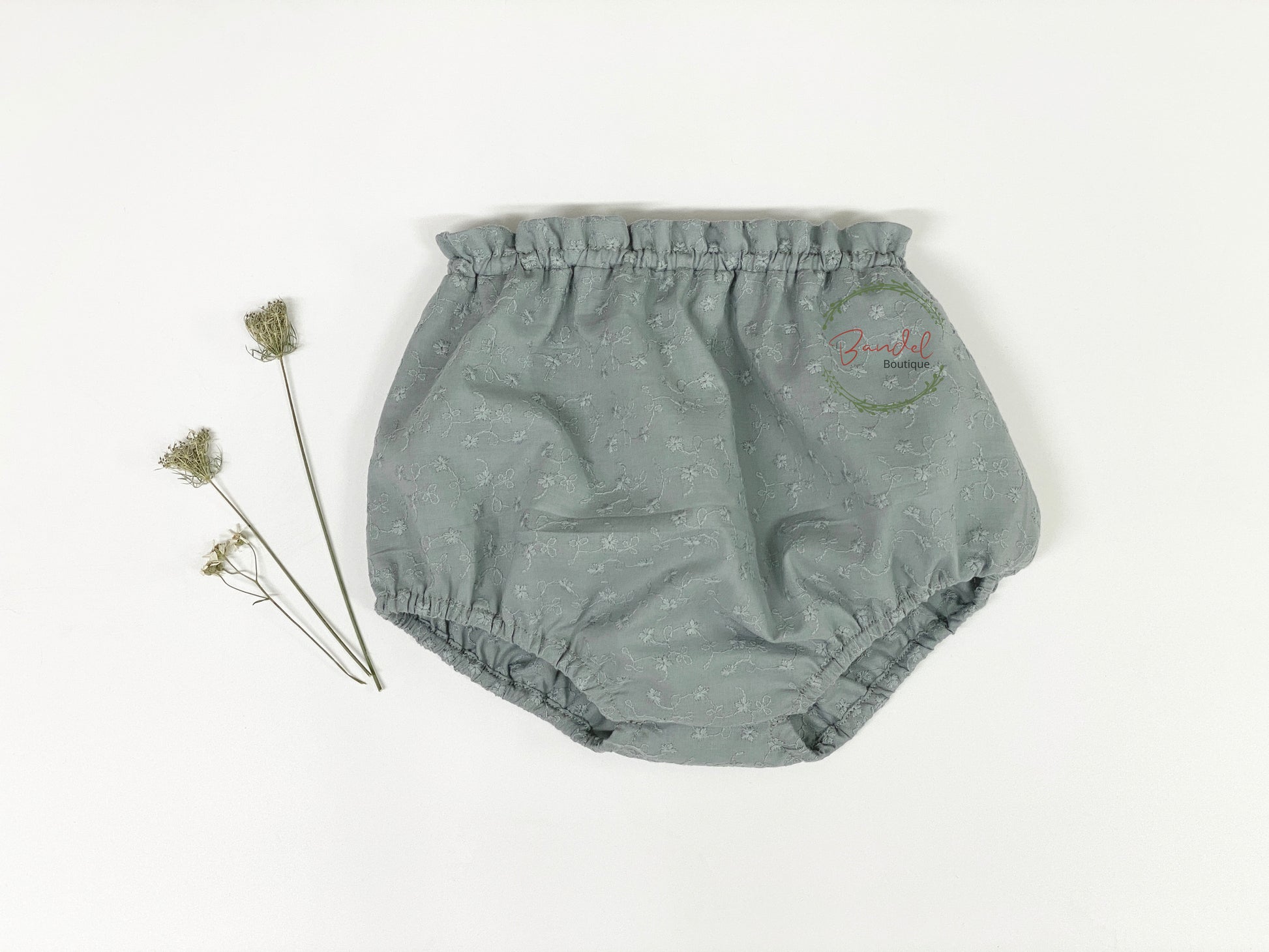 Dusty Mint Embroidery Baby Bloomers are a perfect addition to any wardrobe. Made with 100% cotton fabric, they feature frills detail and an elastic waistband and leg cuffs for a perfect fit.