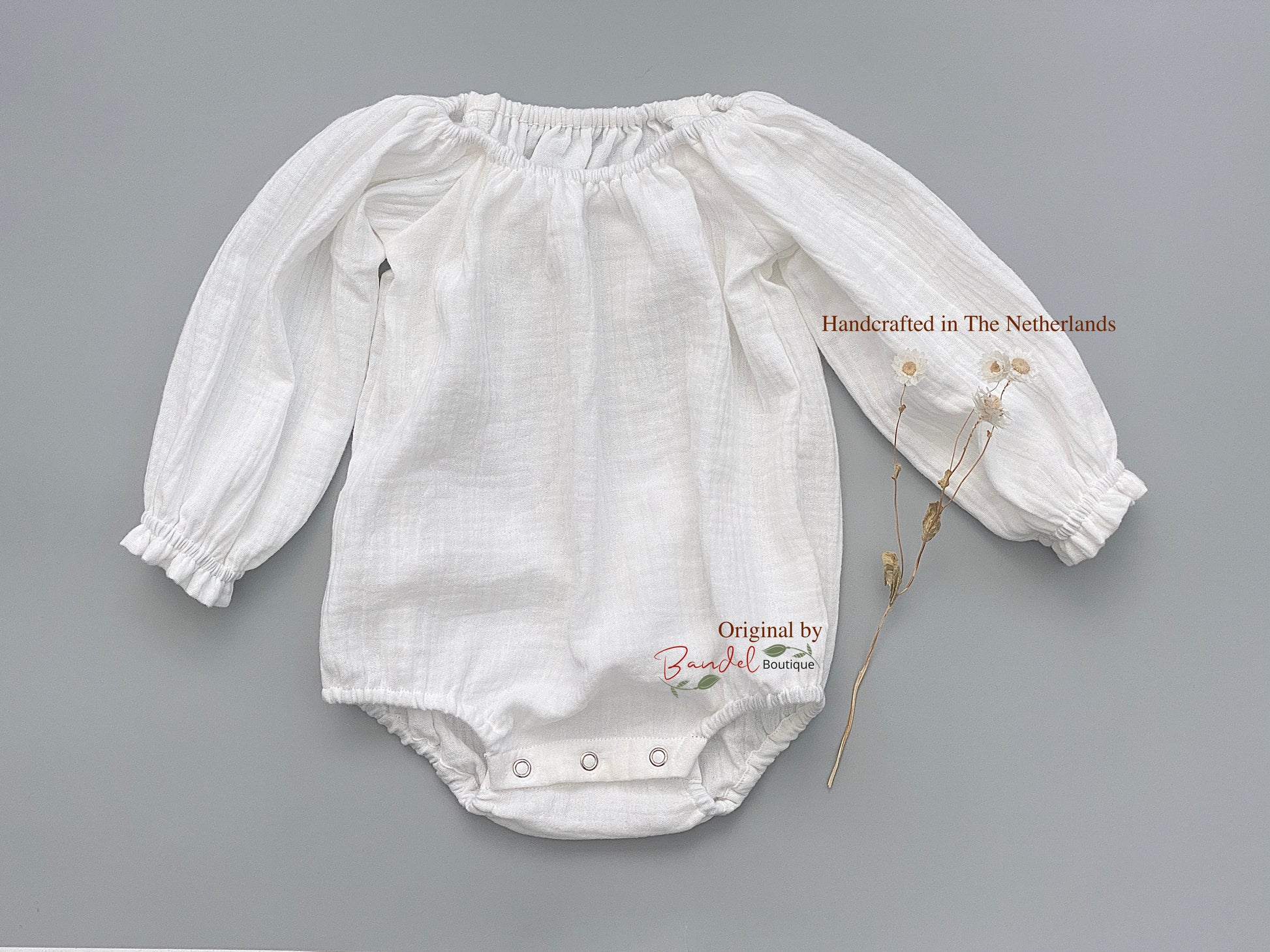 White muslin baby romper, long- sleeve gauze toddler playsuit, white newborn overalls, soft muslin toddler bodysuit. 